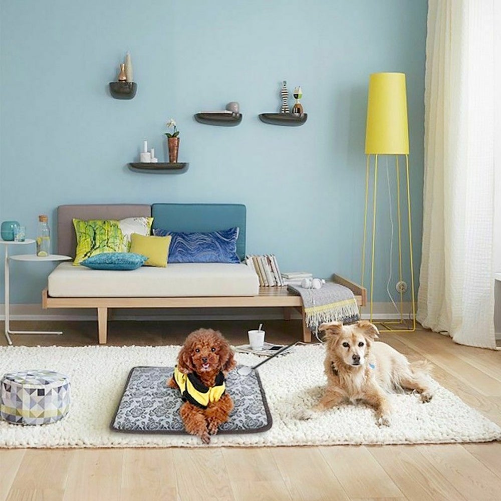 Self-Heating Waterproof Pet Bed Pad – Portable Thermal Mat for Dogs & Cats (Machine Washable)